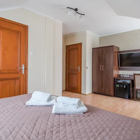 Green House Bed & Breakfast 3*