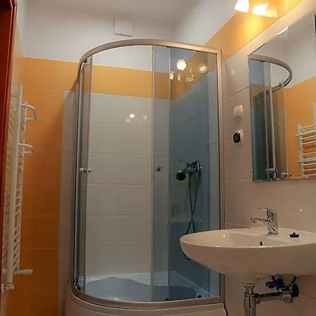 House Rowery, Parking W Cenie,blisko Tarasy Eurovelo 10!!! Oda ve Kahvaltı