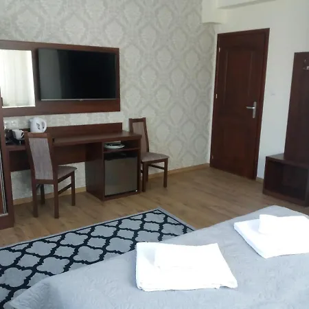 House 3*