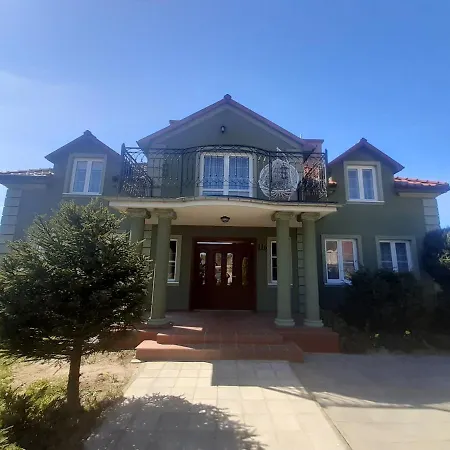 House ウストカ