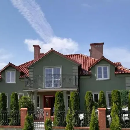 Green House Bed & Breakfast 3*