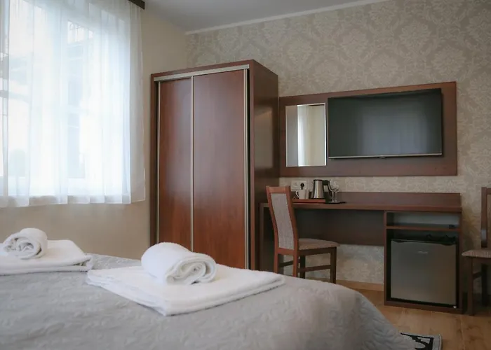 House 3* ウストカ